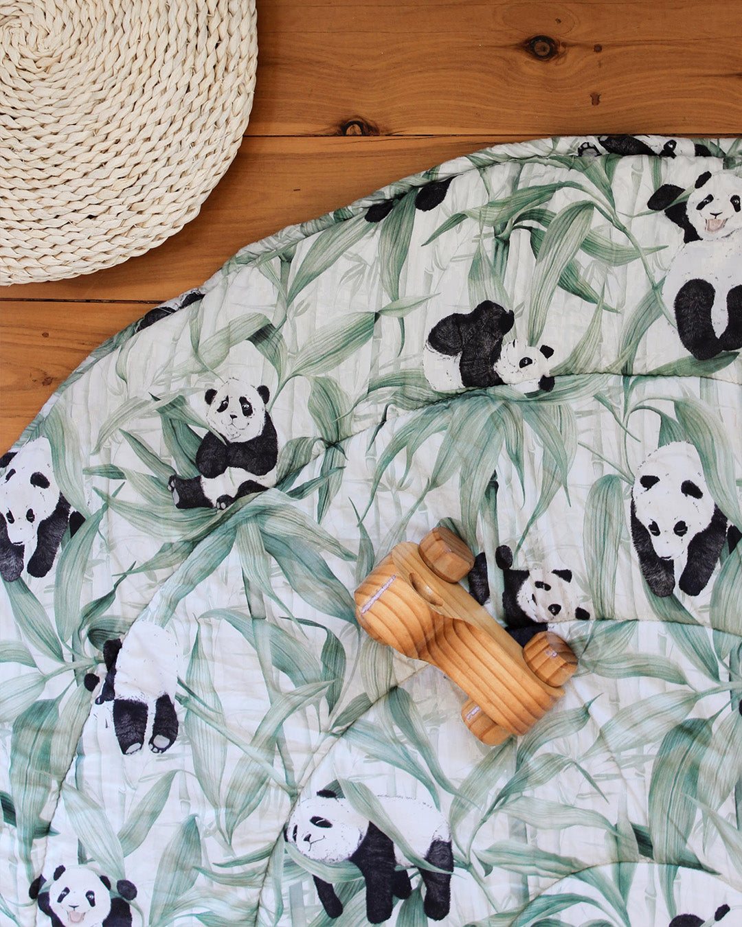 Panda Dreams Luxury Round Playmat &amp; Bag - Rolling Panda